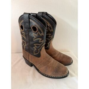 Cody James Youth Size 3 D Two Tone Leather Cowboy Boots Hole Pulls Style 41479